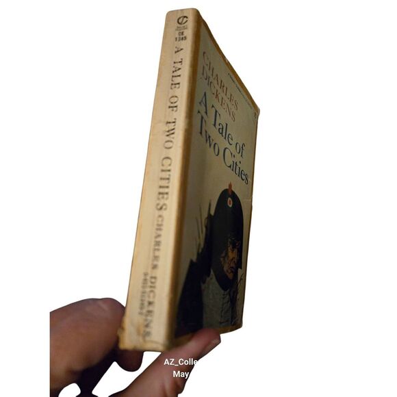A tale of two cities by Charles Dickens - signet classics - 0451513452 - Picture 3 of 9